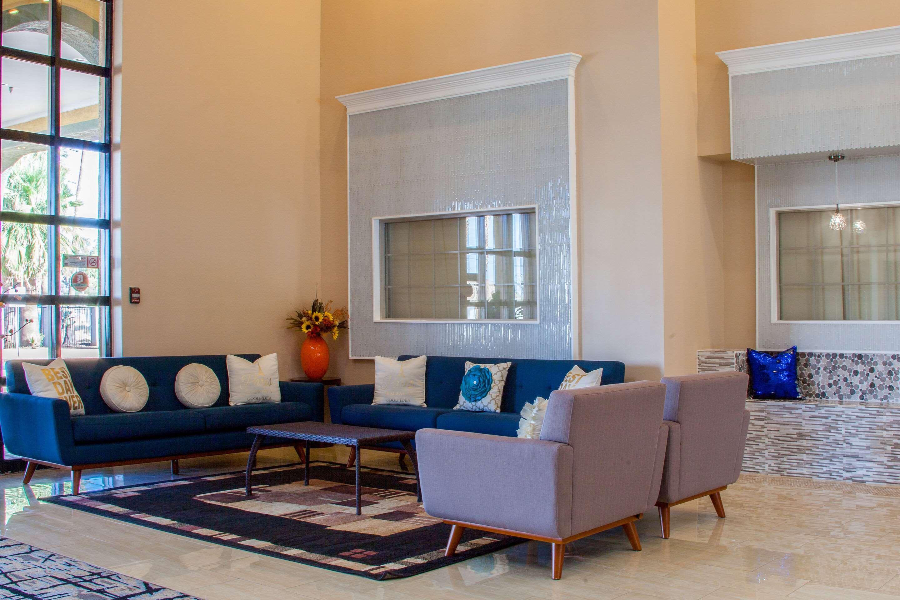 City Center, An Ascend Collection Member Hotel 2*