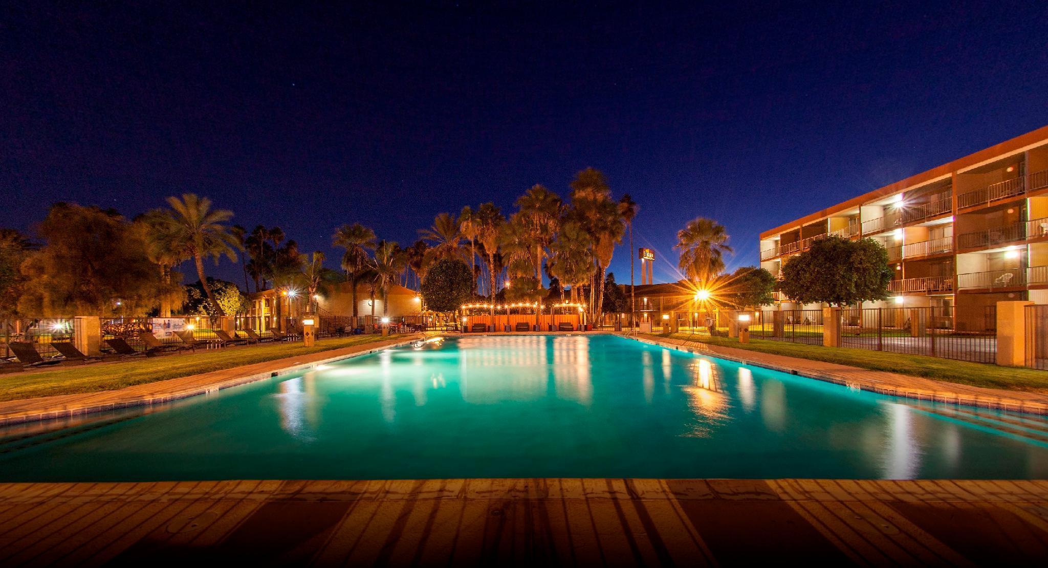 Hotel City Center, An Ascend Collection Member 2*