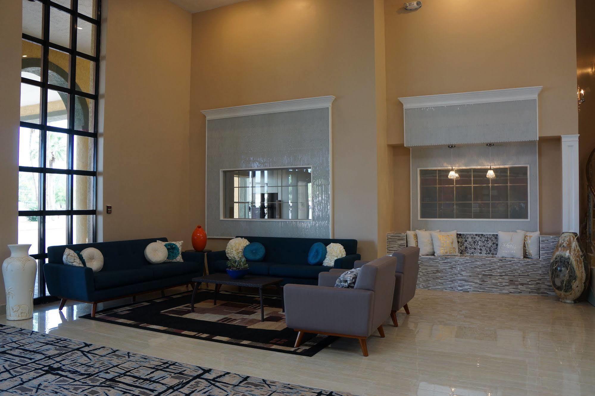 City Center, An Ascend Collection Member Hotel 2*
